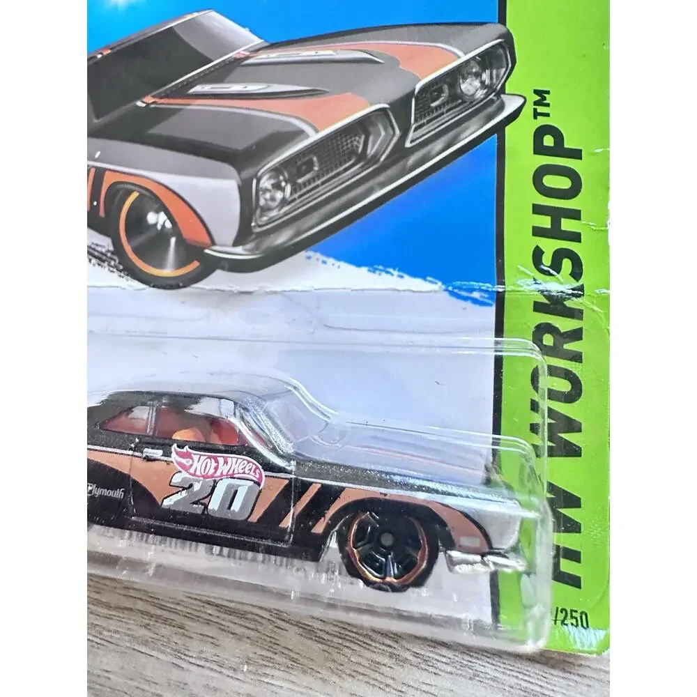 HOT WHEELS 1968 PLYMOUTH BARRACUDA FORMULA S 68 HW WORKSHOP #239/250 NEW H24